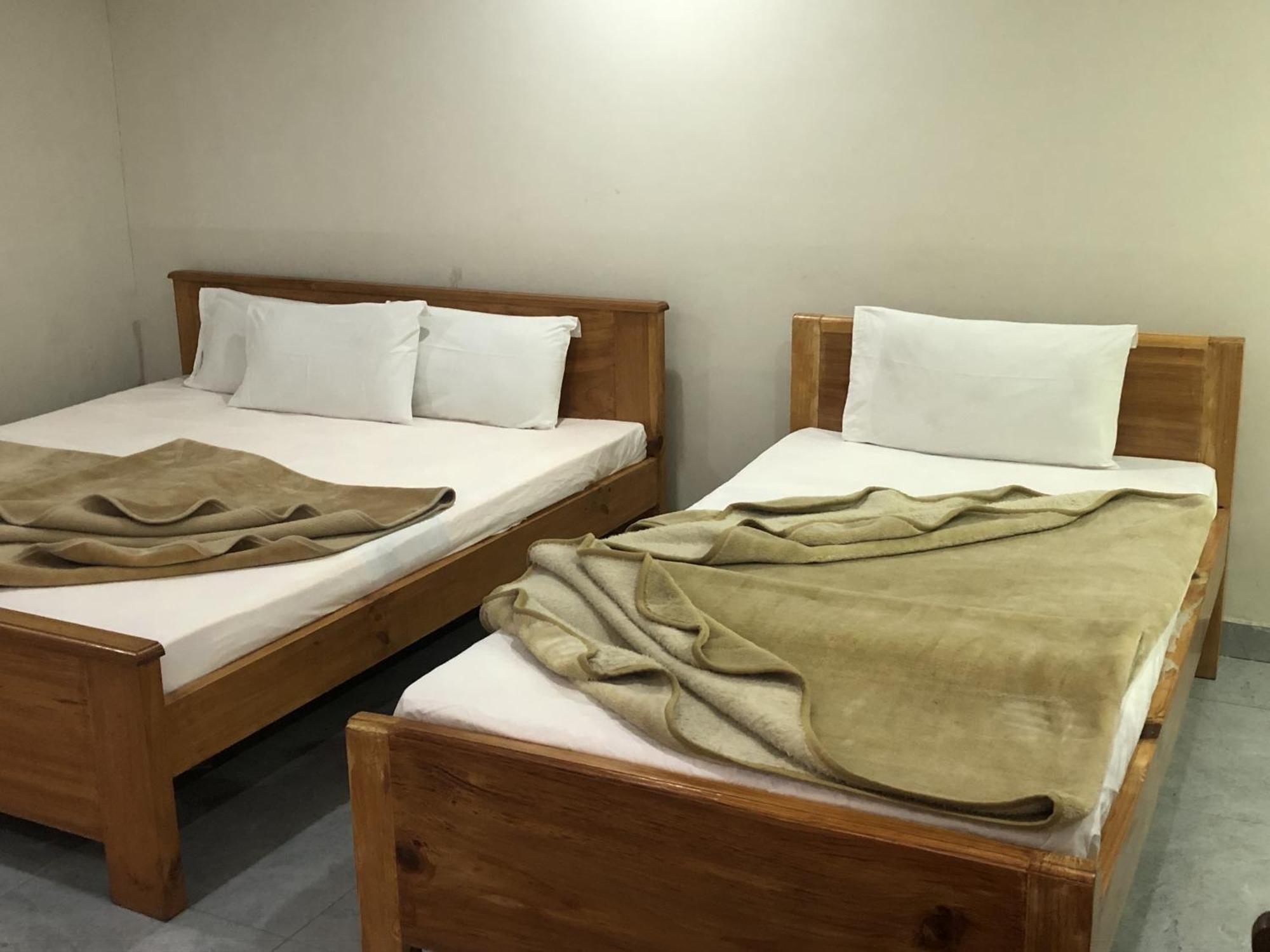 Hotel Islamabad Crown Rawalpindi Bagian luar foto